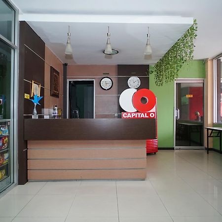 Capital O 2885 Hemra Hotel Balikpapan  Ngoại thất bức ảnh