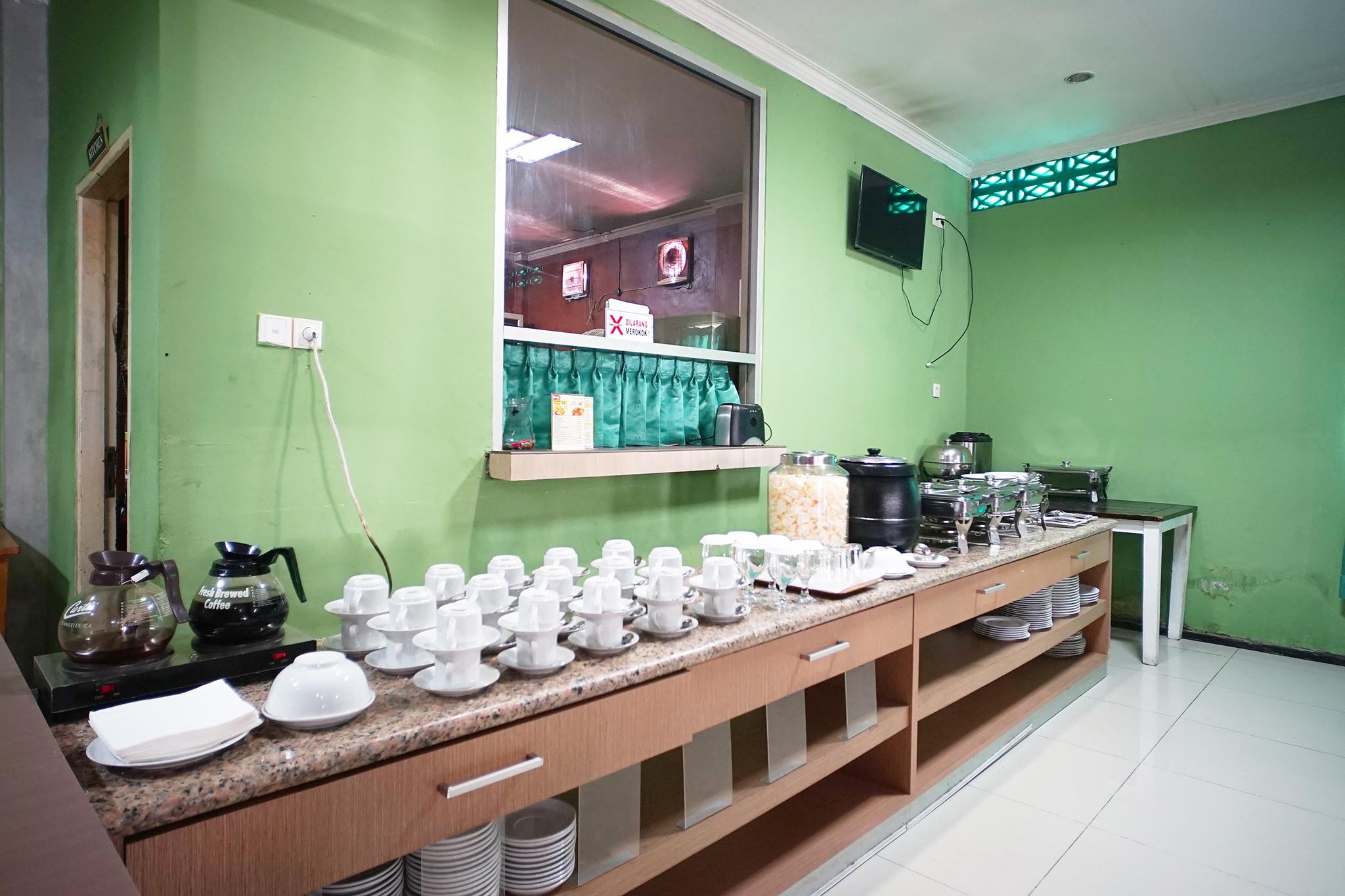Capital O 2885 Hemra Hotel Balikpapan  Ngoại thất bức ảnh